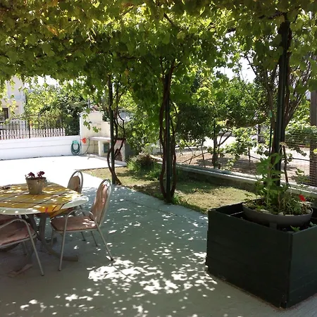 Ammos Apartment
